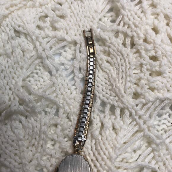 FOR PARTS Vintage Ladies Timex Gold Tone Bracelet 1/20 10k Gf Tops Watch Band - Picture 8 of 13